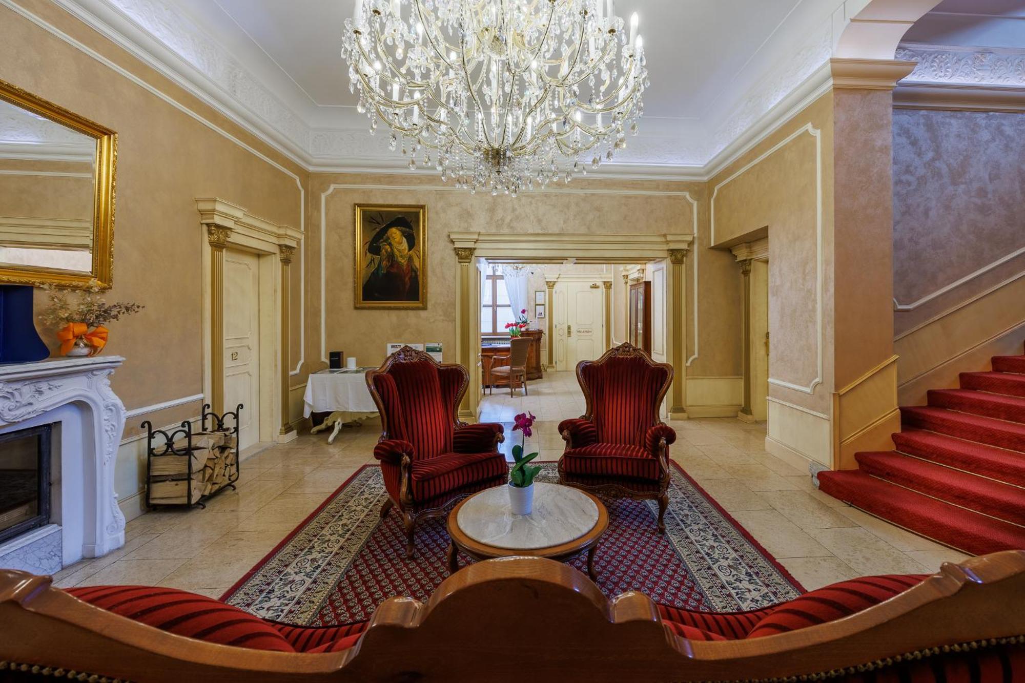 Chateau Cihelny Karlovy Vary Exteriér fotografie