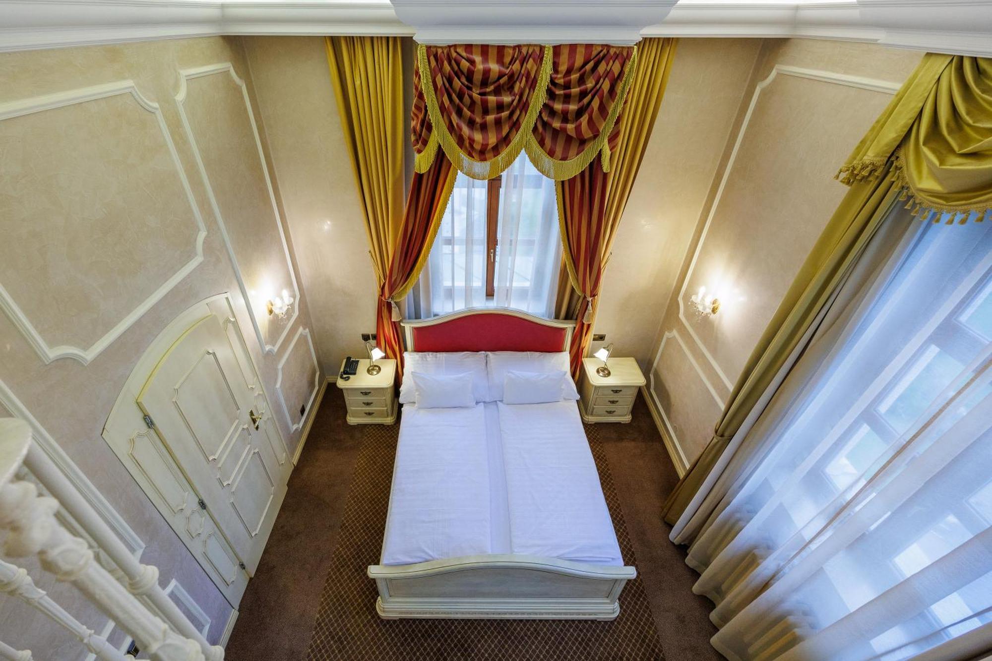 Chateau Cihelny Karlovy Vary Exteriér fotografie