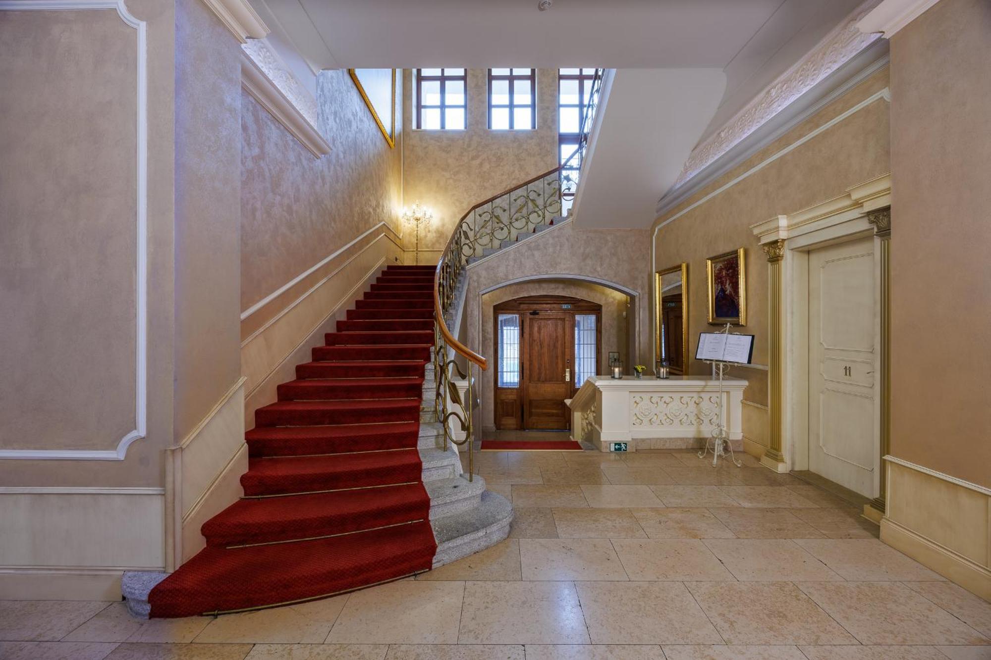 Chateau Cihelny Karlovy Vary Exteriér fotografie