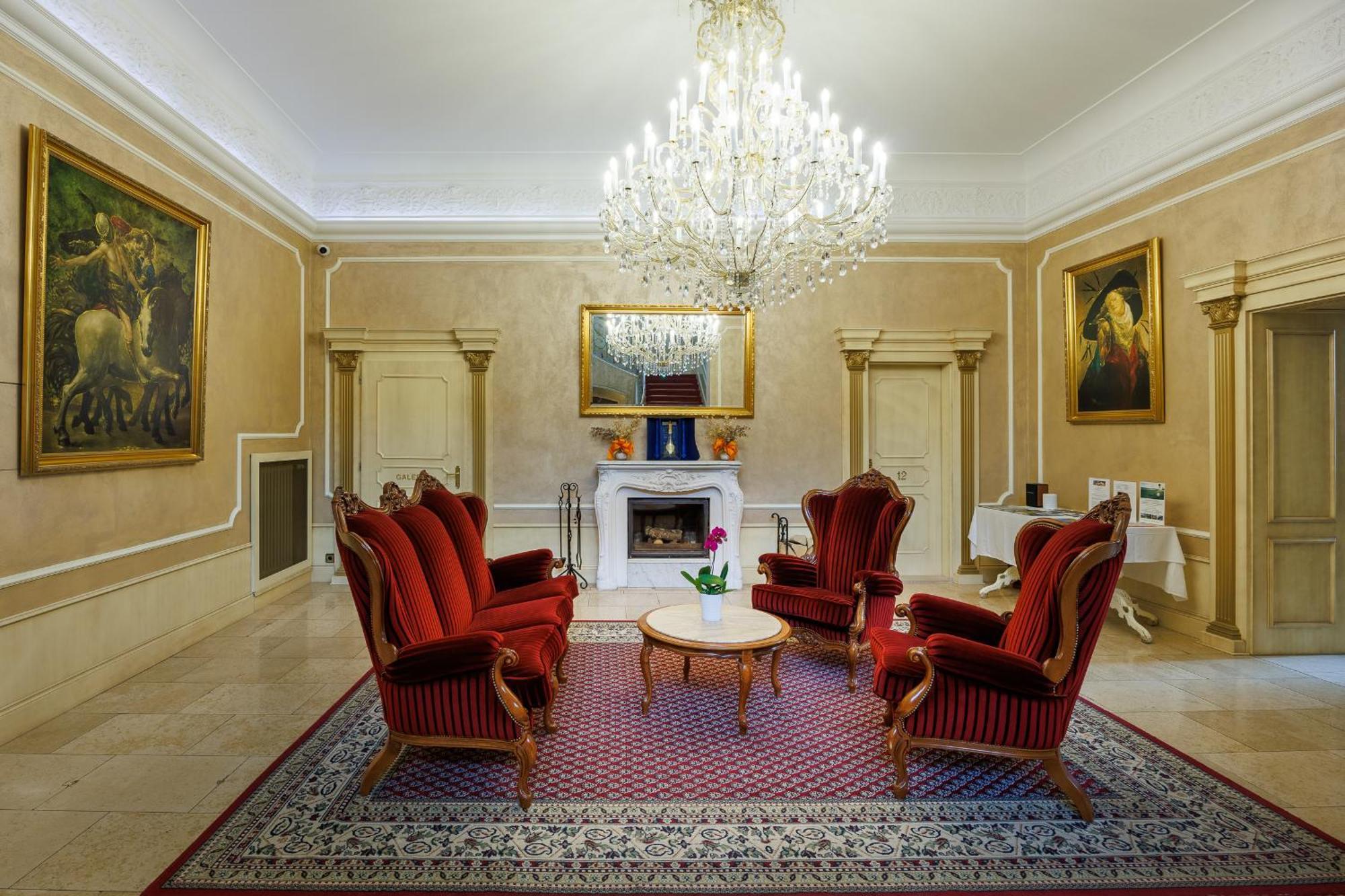 Chateau Cihelny Karlovy Vary Exteriér fotografie