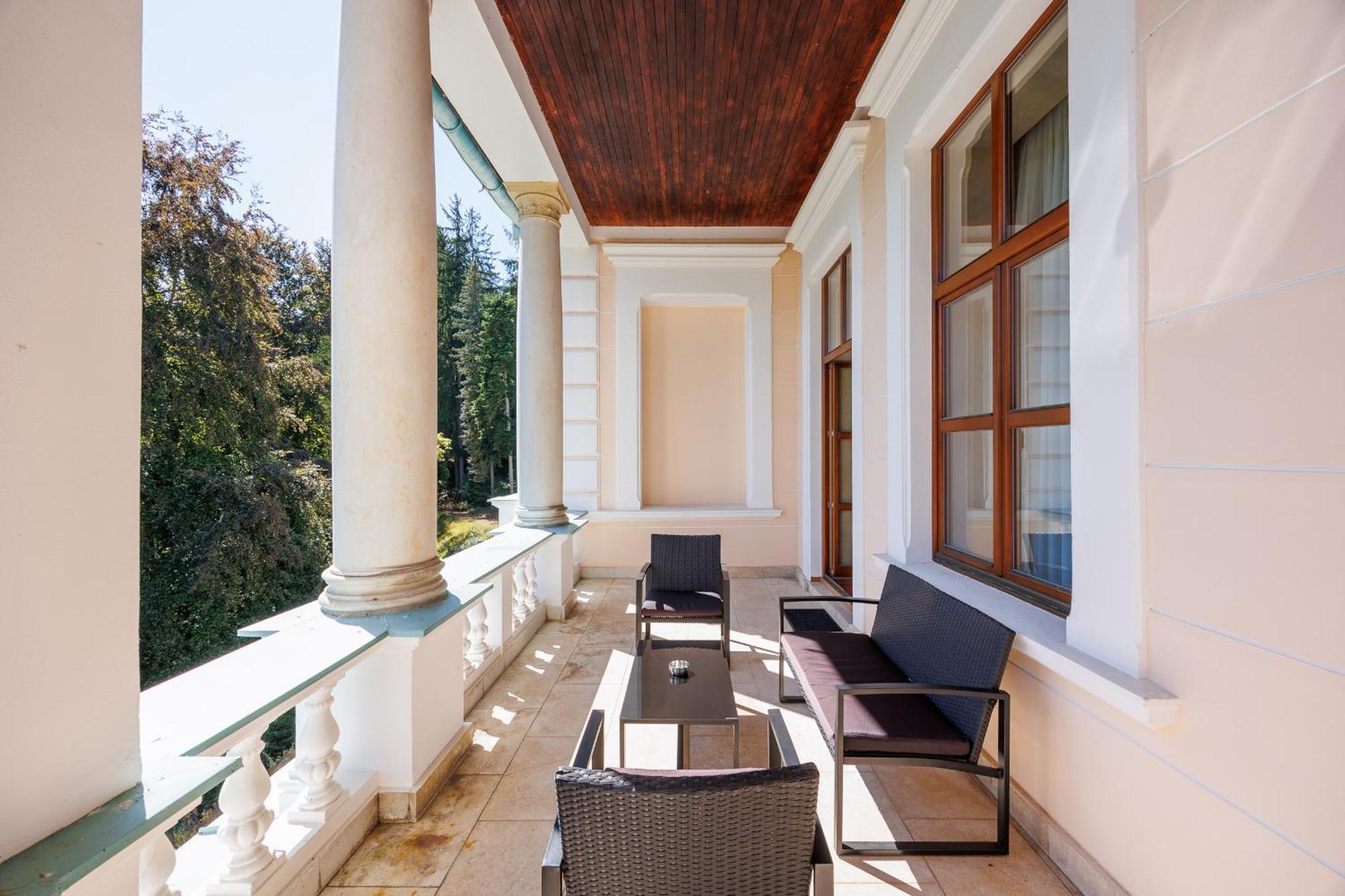 Chateau Cihelny Karlovy Vary Exteriér fotografie